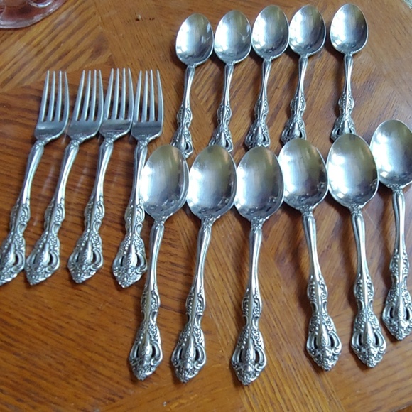 Oneida Other - Oneida Michelangelo stainless steel silverware
